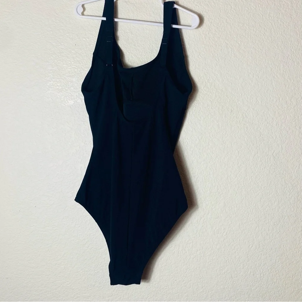 Arena Claudia U Back Black One Piece Shapewear‎ Swimsuit Size 34